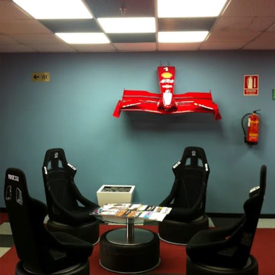 carlos-sainz-interior